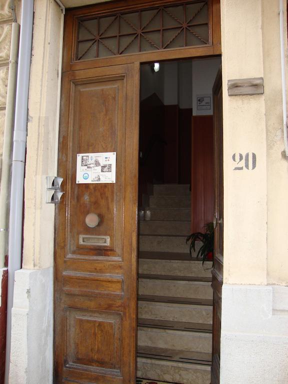 La Maison Des Livres Reggio di Calabria Buitenkant foto
